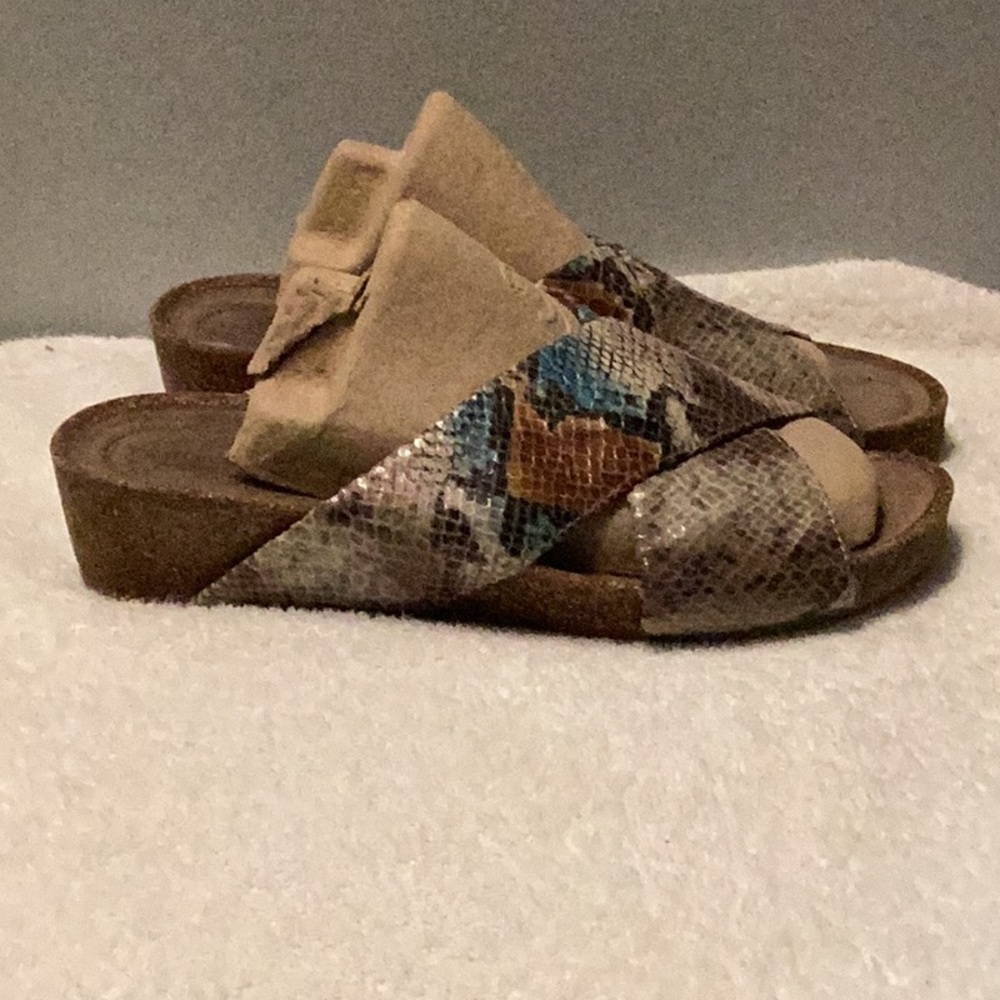 Snakeskin Patterned Slide Sandals - image 4